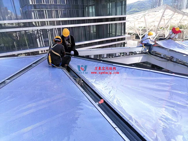 縱使烈日炎炎，腳步從未止歇！海南這個(gè)ETFE氣枕膜項(xiàng)目施工進(jìn)度有最新消息